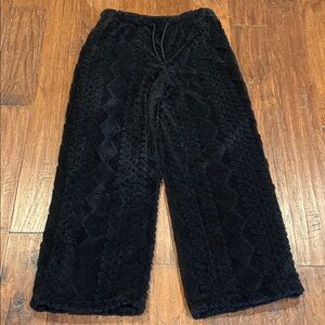 Large Soft Black Textured Pants Size 8/10